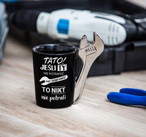 kubek na dzień ojca dla taty złotej rączki
