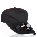 Czapka z wiatraczkiem – Czarny