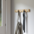 Wieszak Flip - naturalne drewno