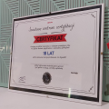 Certyfikat dla 18 latka w antyramie