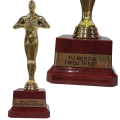 statuetka-dla-nauczyicela-personalizowana.png