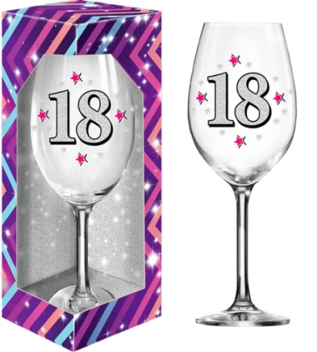 wielki-kieliszek-na-osiemnastke.webp