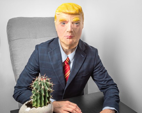 maska-na-halloween-polityka-trump.jpg