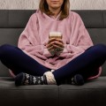 s5___bluzair-hooded-blanket-free-hands-rose.jpg