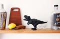 dino-on-shelf-front-view-gin-bottle208_68992.jpg