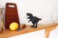 dino-on-shelf-side-view-decanter208_69007.jpg