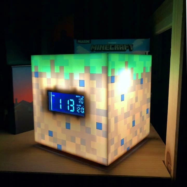 budzik z lampką minecraft prezent dla nastolatka